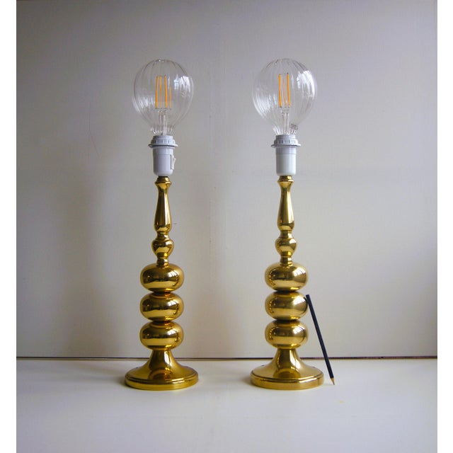 Hollywood Regency Pair of Large "Stacked Ball" Brass Table Lamps From Frandsen Denmark. Mid-Century Hollywood Regency 1960s. For Sale - Image 3 of 12