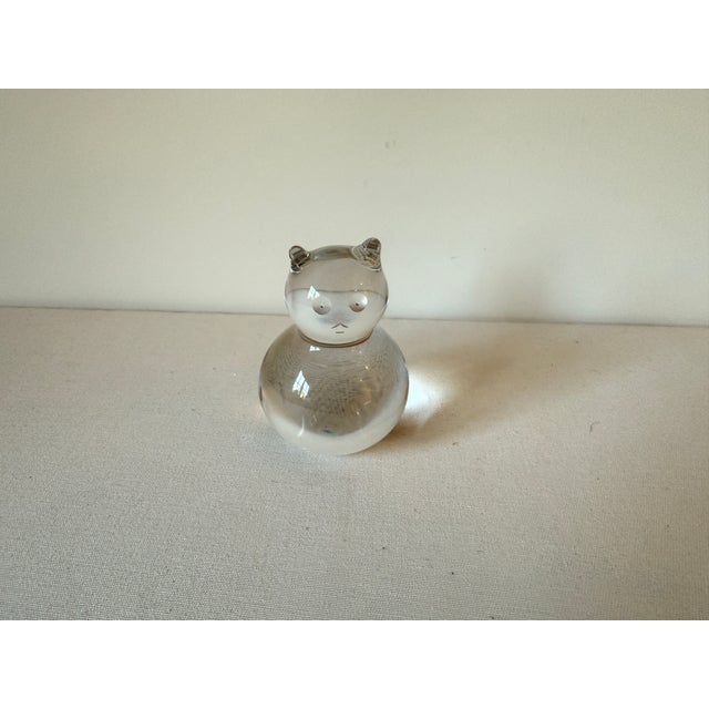 Baccarat Crystal Fat (well, maybe just chubby) cat ~ very charming. Could be a paper weight or displayed for the sake of...