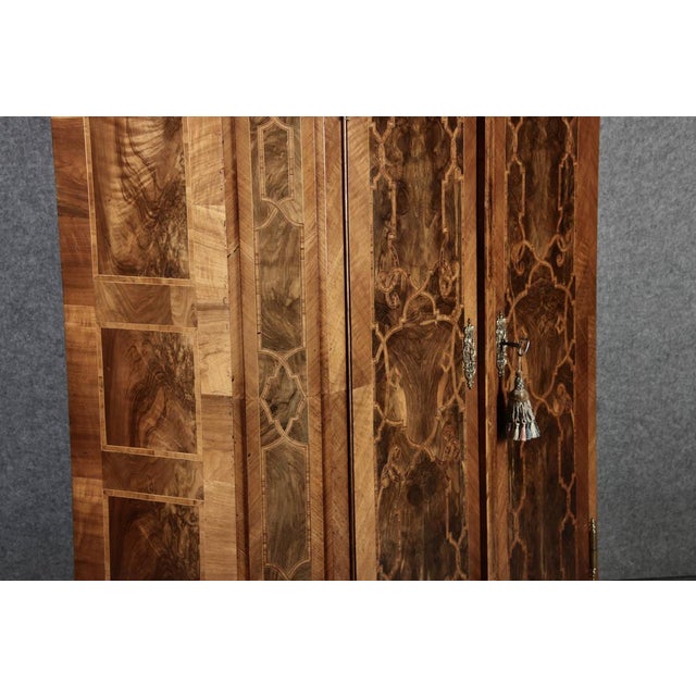 Small Antique Baroque Cabinet in Walnut, 1750 For Sale - Image 17 of 18