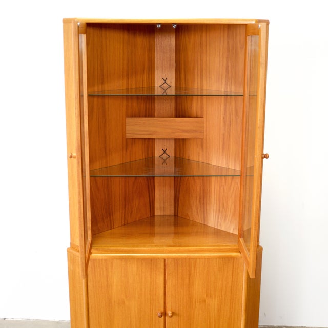 1970s 1970s Danish Teak Corner Cabinet With Interior Lighting & Glass Shelving For Sale - Image 5 of 5