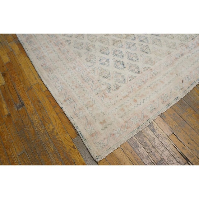 Early 20th Century Spectacular Diamond Design on Ivory Background Color Antique Indian Cotton Agra Rug For Sale - Image 5 of 10