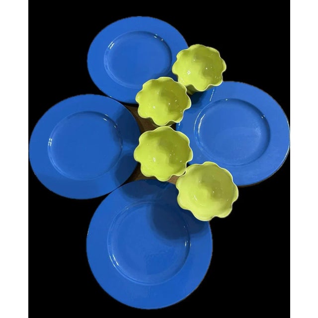 Italian Scallops Footed Bowls & Large Serving Plates - Set of 8 For Sale In Miami - Image 6 of 9