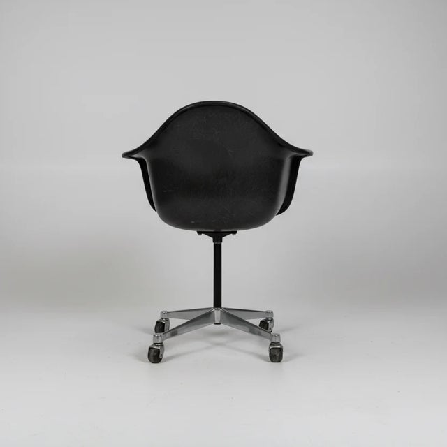 Mid-Century Modern Late 20th Century Eames for Herman Miller Upholstered Fiberglass Shell Chair – Red, 4-Star Base For Sale - Image 3 of 8