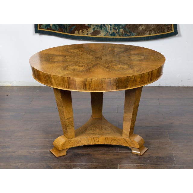 Austrian Biedermeier Walnut 1840s Table with Butterfly Veneer and Tripod Base For Sale - Image 4 of 11