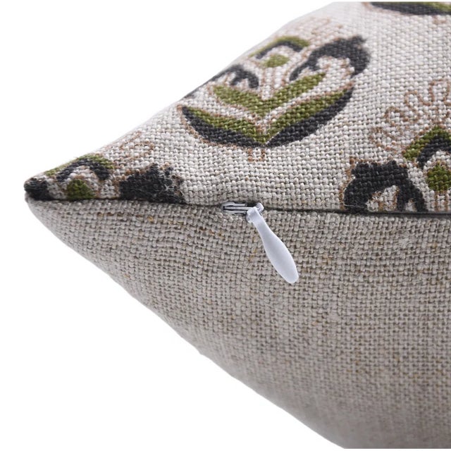 Modern Fabdivine Decorative Cushion Cover 20x20 Inch Vintage Block Print Design- Chui Mui For Sale - Image 3 of 4