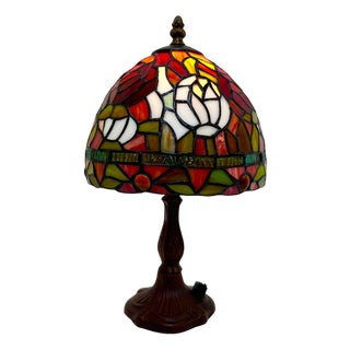 Tiffany Style Table Lamp For Sale