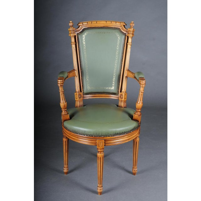 20th Century English Armchair in Leather and Yew Wood For Sale - Image 13 of 18