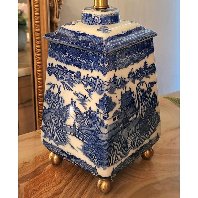 Vintage Chinoiserie Blue & White Porcelain Pagoda Tea Jar Table Lamp For Sale - Image 4 of 12
