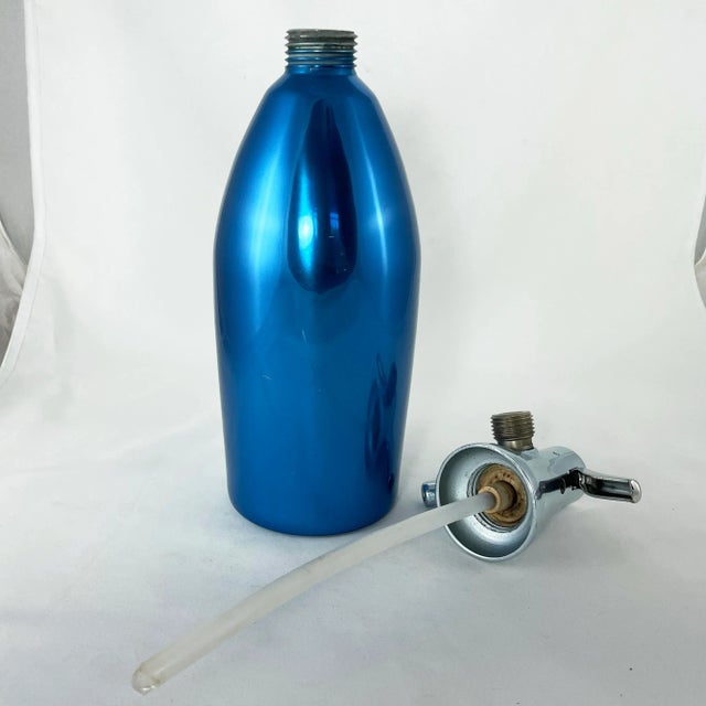 Italian Mid Century Modern Blue Seltzer Bottle – Saccab Milano For Sale - Image 4 of 7