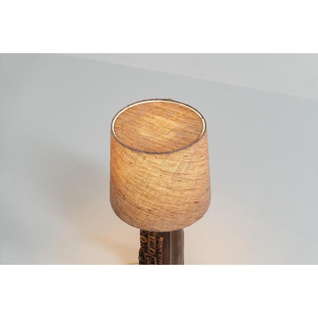 Sculptural Kennegie Ceramic Lamp by Peter Ellery for Tremaen For Sale - Image 3 of 11