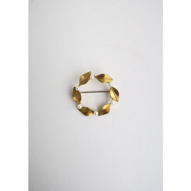 Mid 20th Century Mid 20th Century Pearl Pin Brooch With Leaves For Sale - Image 5 of 8