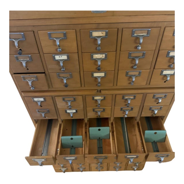 Mid-Century Modern Vintage Remington Rand 60-Drawer Modular Library Card Catalog Cabinet For Sale - Image 3 of 6