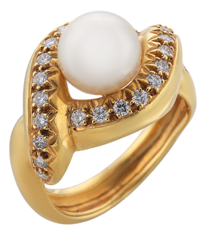 Vintage Pearl Diamond 18k Yellow Gold Ring, Size 6