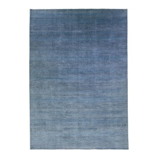 2020s Room Size Modern Savannah Wool Rug With Blue Geometric Design For Sale