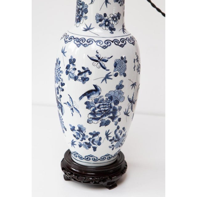 Vintage Chinese Hand Painted Table Lamp, 1940s For Sale - Image 4 of 9