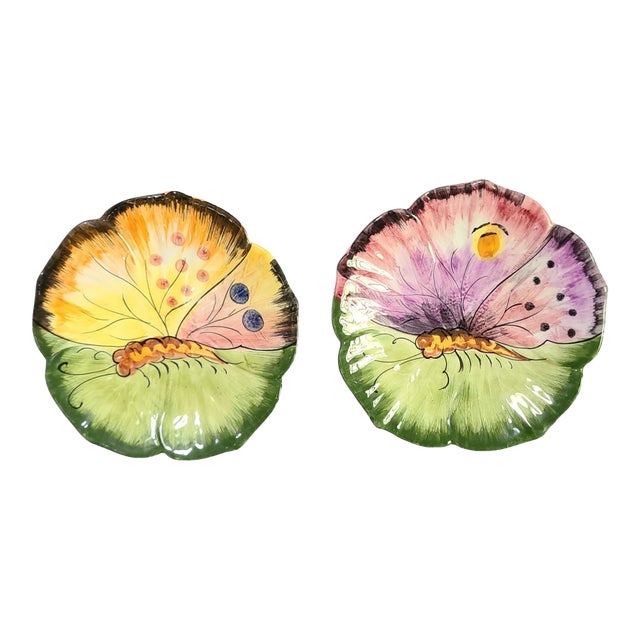 Late 20th Century Italian Majolica Hand Painted Pair of Butterfly Luncheon Dessert Plates 2 For Sale