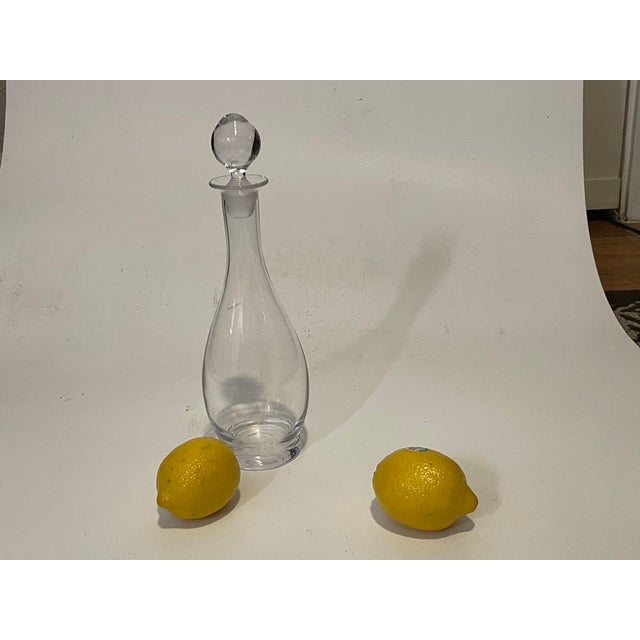 Contemporary Pair Mid 20th Century Minimalist Clear Glass Decanters With Stoppers For Sale - Image 3 of 15
