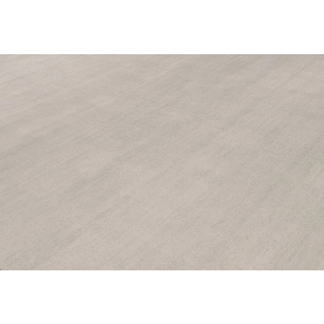 Hand-knotted in silk, this 14x22 contemporary rug is the newest addition to the Rug & Kilim Textural Collection, with an...