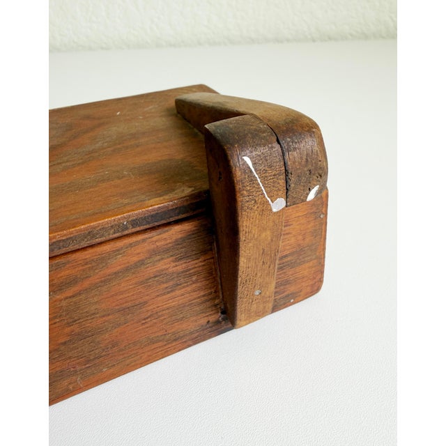 Early 20th Century Folk Art Painter's Box With Wood Hinges & Clasp For Sale - Image 10 of 11