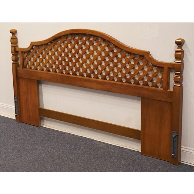 Mediterranean Thomasville Furniture Monterey Collection Spanish Mediterranean King Size Lattice Headboard 430-332 For Sale - Image 3 of 6