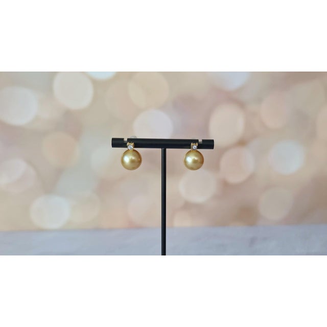 Modern 18k Gold Stud Earrings With Golden South Sea Pearls and Diamond Accents, Pair For Sale - Image 3 of 11