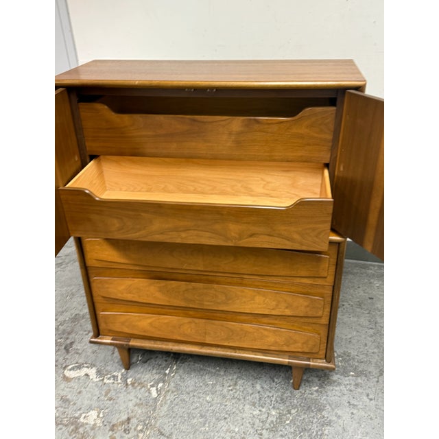 Mid 20th Century American of Martinsville Gentleman Chest of Drawers For Sale - Image 9 of 12