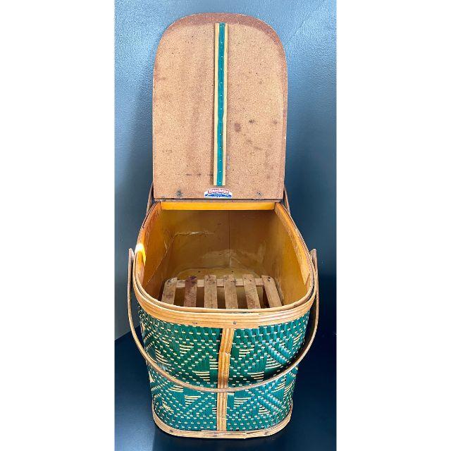 1970s Vintage Hawkeye Burlington Basket Company Picnic Basket Forest