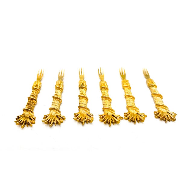 Mid-Century Modern Mid Century Florentine Gold Gilt Canapé / Hors d'Oeuvres Forks – Set of 6 in Original Box – Hollywood Regency / Italian Provincial For Sale - Image 3 of 11