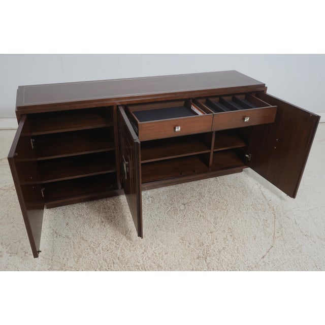 Modern Lexington Modern Design Mahogany Credenza Console For Sale - Image 3 of 18