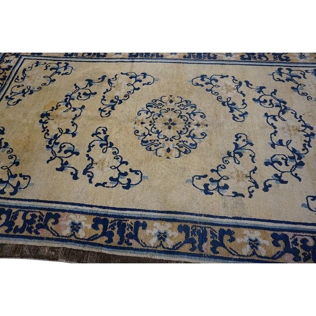 1700s Beige Field Medallion Qing Style Antique Chinese Ningxia Small Rug For Sale In New York - Image 6 of 10