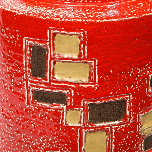 Ceramic Mid-Century Modern Scarlet Red Handpainted Umbrella Stand w/ Rectilinear Details For Sale - Image 7 of 12