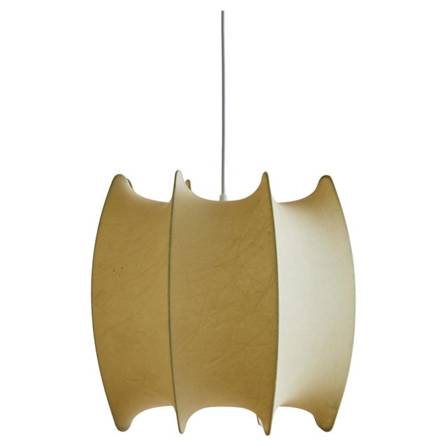 1960s Italian Ribbed Cocoon Pendant For Sale In Chicago - Image 6 of 18