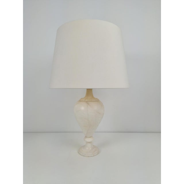 Alabaster Amphora Shaped Mother Table Lamp by Nelson Bloncourt, 1960s For Sale - Image 9 of 9