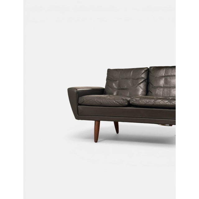 Model 64 Sofa in Black Leather by Georg Thams for Vejen Polstermøbelfabrik, Denmark, 1960s For Sale - Image 5 of 14