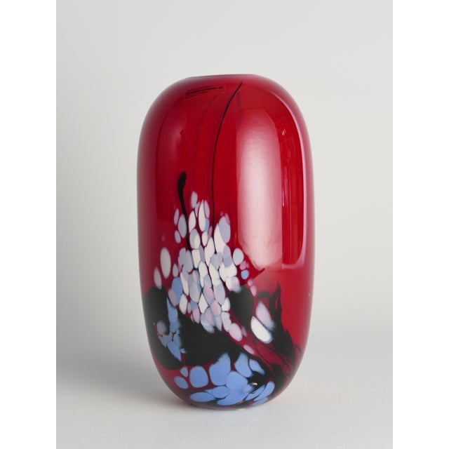 Black Art Glass Cherry Red Vase by Mikael Axenbrant, Sweden, 1990s For Sale - Image 8 of 18