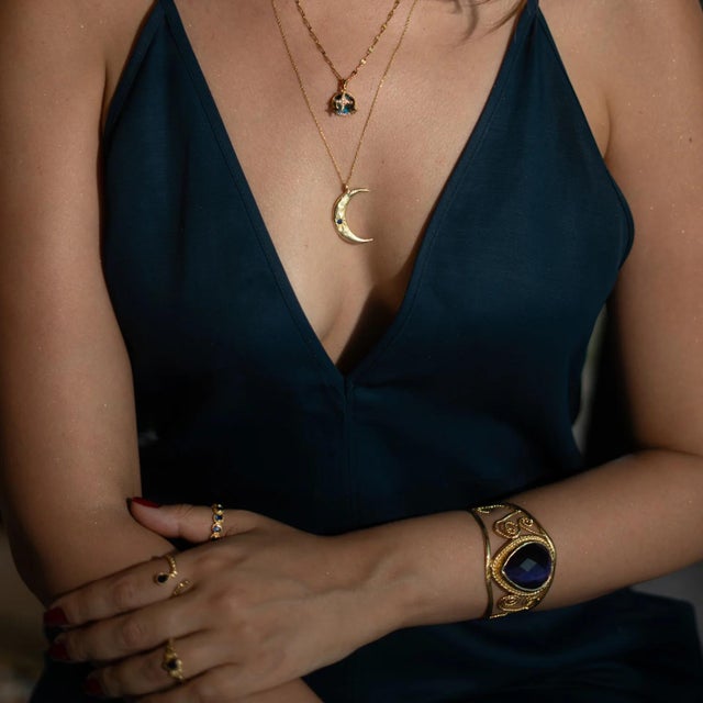 Modern Navy Blue Cat Eye Chunky Cuff Bracelet For Sale - Image 3 of 10