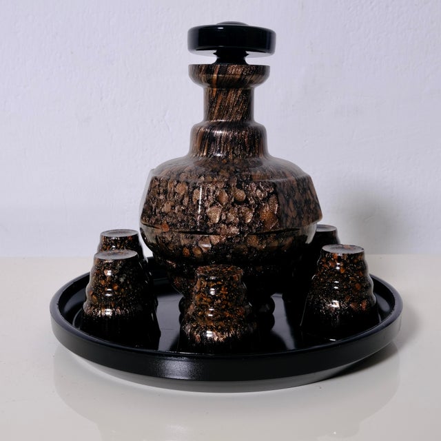 Art Nouveau Liquor Glasses and Bottle in Murano Glass, 1890s, Set of 7 For Sale - Image 4 of 18