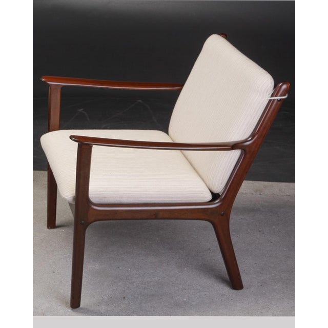 Ole Wanscher Set of Fully Restored PJ112 Lounge Chairs by Ole Wanscher for Poul Jeppesens, 1960s For Sale - Image 4 of 7