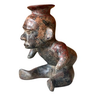 Ceramic Pre-Columbian Colima Hunchback Figure Vessel For Sale