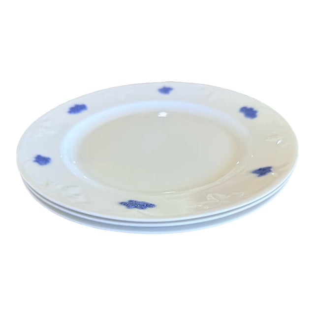 Vintage Gustavsberg Blå Blom Swedish Dinner Plates Set of 3 For Sale