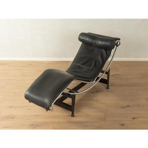 LC4 Chaise Longue by Le Corbusier for Cassina For Sale - Image 5 of 14
