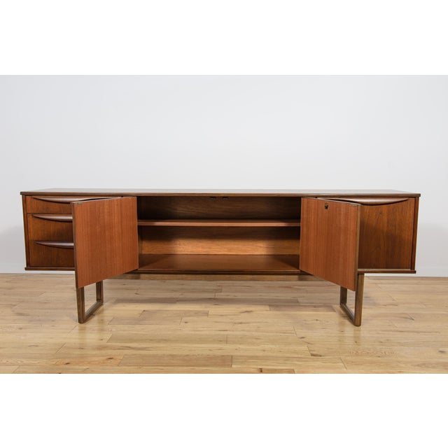 Mid-Century Modern English Teak Sideboard from Stonehill, 1960s For Sale - Image 12 of 18