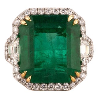 Late 20th Century Platinum Emerald Ring, Size 5 For Sale