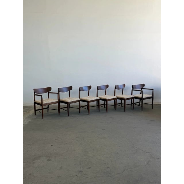 Captain W21.5 D20.5 H31.5 SW19 SD18 SH18.5 AH26 W20 D20 H31.5 SW19.5 SD18 SH18.5 Set of six vintage Danish dining chairs...