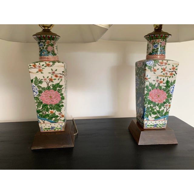 Chinoiserie Famille Verte Table Lamps - A Pair For Sale - Image 4 of 12