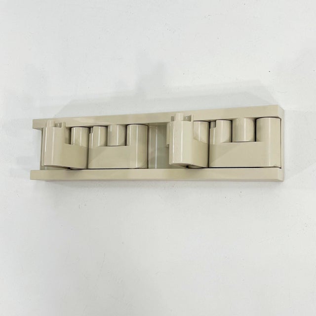 White Minivip Coat Rack by Benanti & Brunori for Velca Legnano, 1970s For Sale - Image 6 of 6
