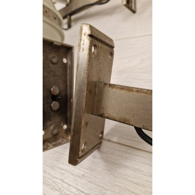 Metal Delta Wall Lamps in Burnished Brass with Double Fresnel Glass by Sergio Mazza for Artemide, 1960s, Set of 2 For Sale - Image 7 of 10