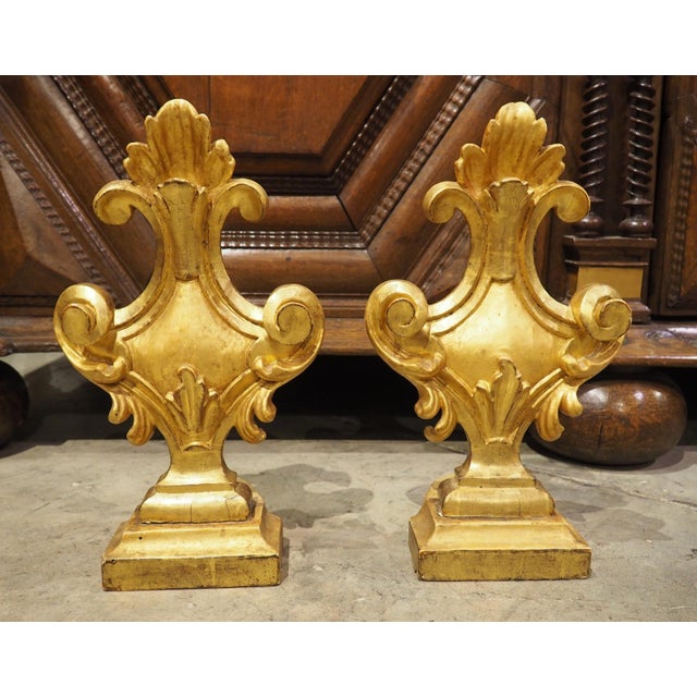 Pair of Decorative Circa 1750 Italian Giltwood Finials For Sale - Image 10 of 12