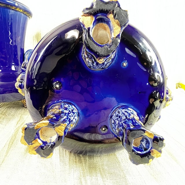 Late 19th Century Pair Victorian Cobalt Blue Jardinière Vases W/ Ring Handles & Paw Feet For Sale In Portland, OR - Image 6 of 15