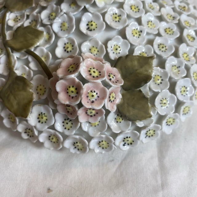 Ceramic Early 20th Century Meissen Schneeballen Snowball Covered Flowers Bowl Encrusted For Sale - Image 7 of 12